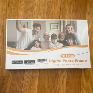 10.1 inch Digital Photo Frame - White Modern Display